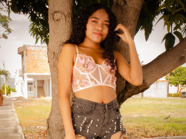 VanesaBukr - сексуальная веб-камера в реальном времени - 11500064