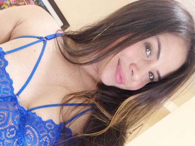 MelanieEdwards - Sexe cam en vivo - 11530960