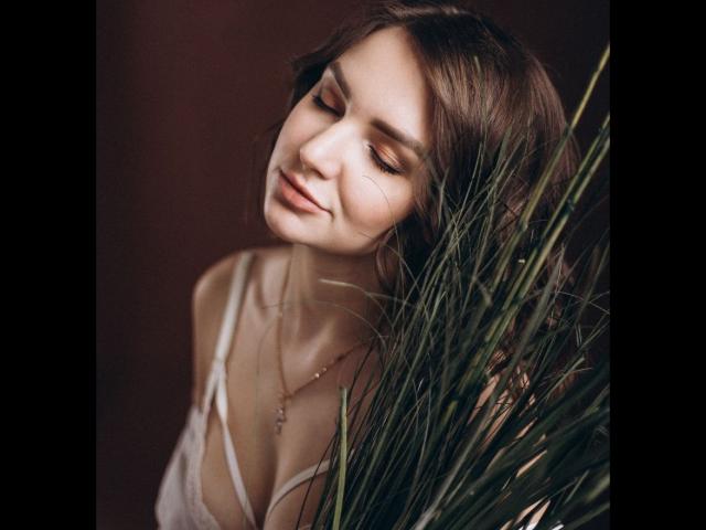 LuxuriousLadyX - Live Sex Cam - 11531452