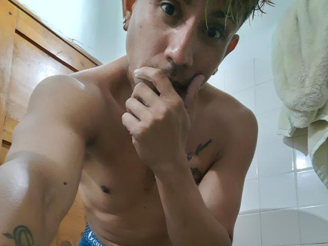 KayleStrauss - Live sexe cam - 11578796