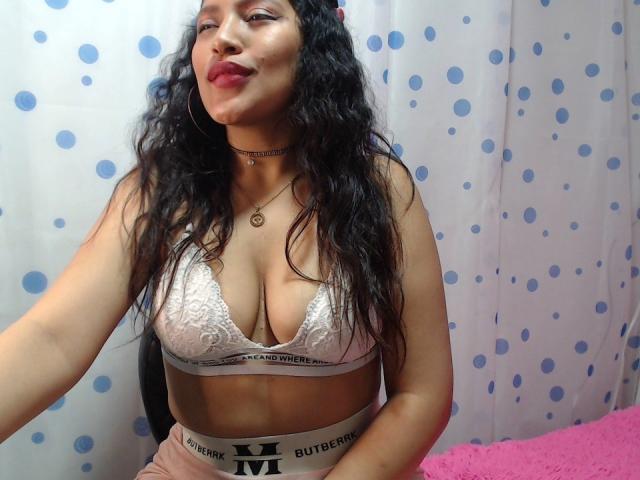 KendallSweetz - Live porn &amp; sex cam - 11597176