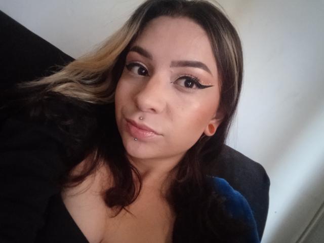 ZoeThompson - Porno na żywo i seks kamera - 11597716