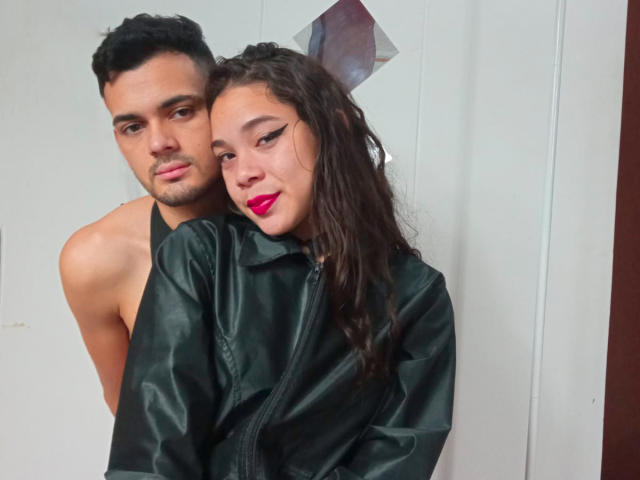 NicolleYAdam - Camera khiêu dâm &amp; quyến rũ trực tiếp - 11617604