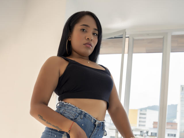 KatieSoge - Live porn &amp; sex cam - 11647244