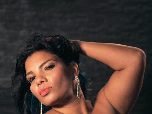 AdheleBrawn - Live sexe cam - 11647284