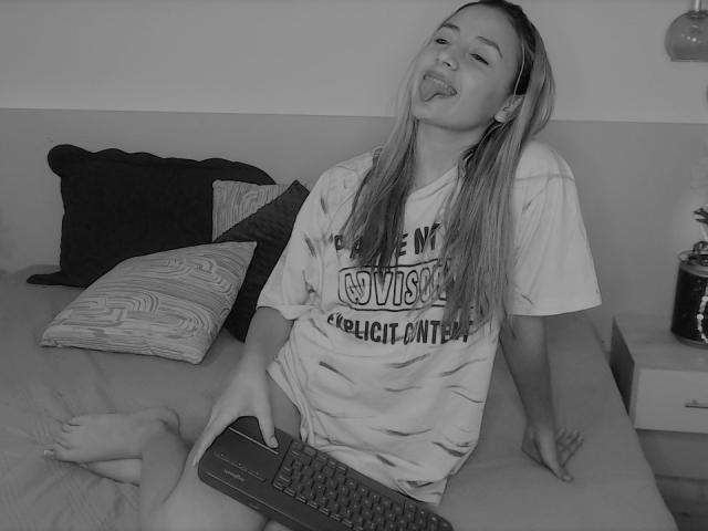 AnneGrey - Live sex cam - 11648192