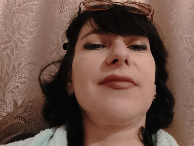 DiamondLeona - פורנו בשידור חי ומצלמת סקס - 11656132