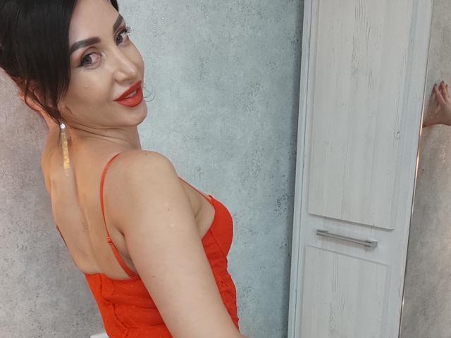 SimoniGrace - Live sex cam - 11657424