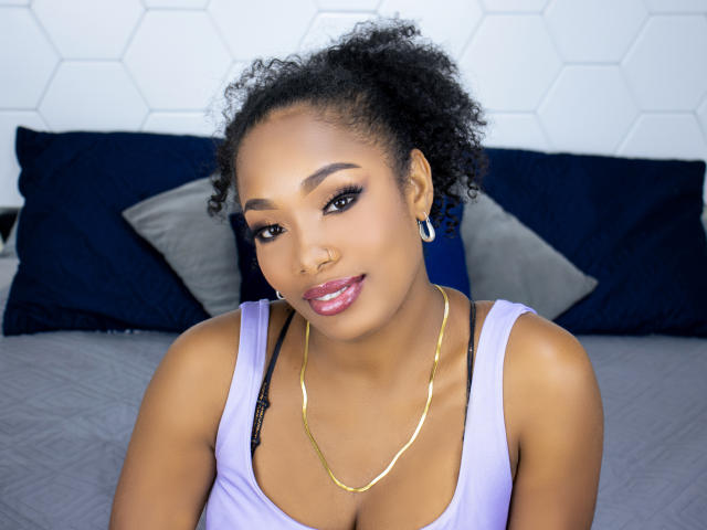 JadeThomas - Sexe cam en vivo - 11670040