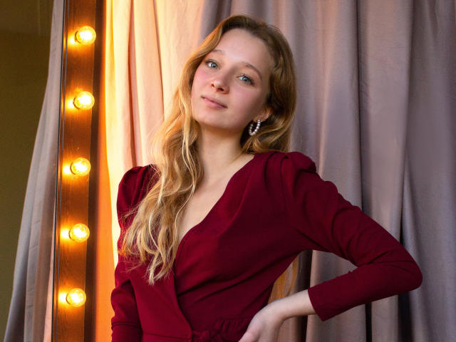 MerryJane - Live Sex Cam - 11672564