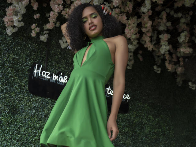 NikkiEvaans - Sexe cam en vivo - 11677104