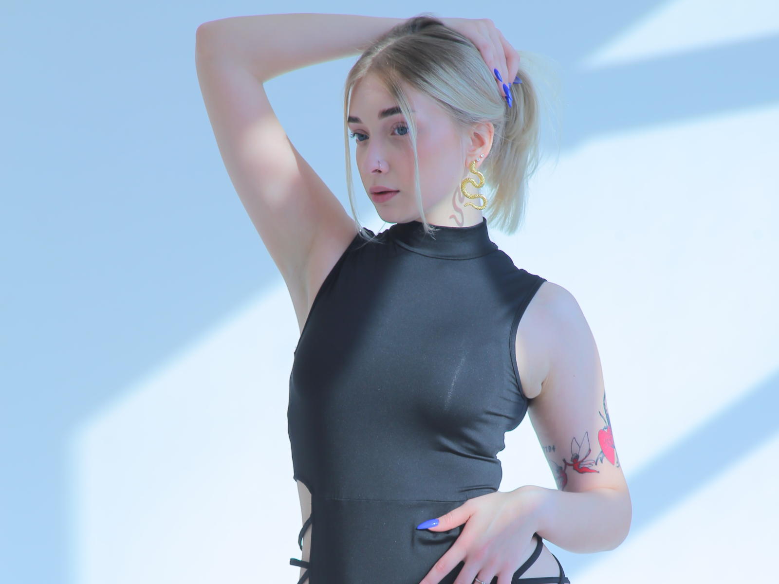 AlinaRogers - Live porn &amp; sex cam - 11712328