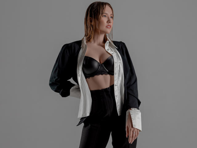 AbbyGIasby - сексуальная веб-камера в реальном времени - 11716536