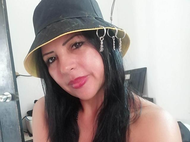CindyBaster - Live sexe cam - 11737660