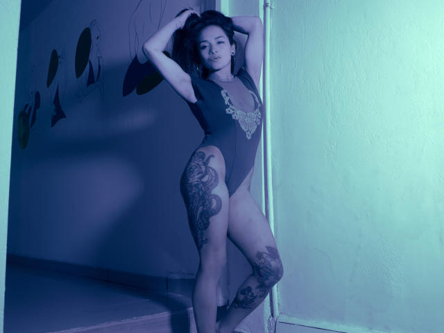 AlixColeman - Live sex cam - 11738256