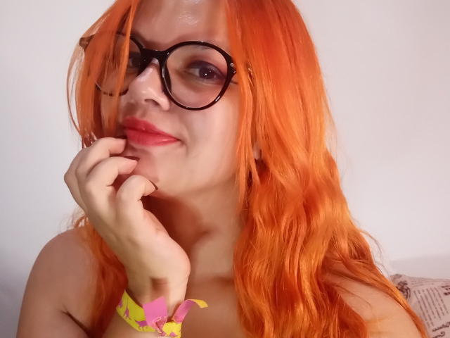 ScarlettRhodes - Élő pornó és szexkamera - 11740408