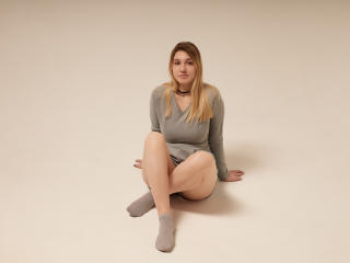 MilanaGolden - Camera khiêu dâm &amp; quyến rũ trực tiếp - 11743304