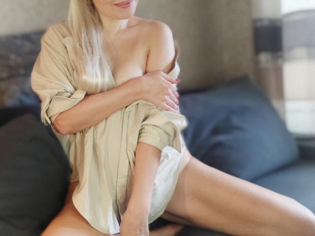 MadameKatrina - Live porn &amp; sex cam - 11777852