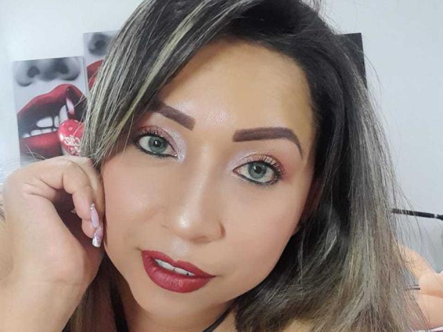 SaraSexy69 - Live sexe cam - 11783064