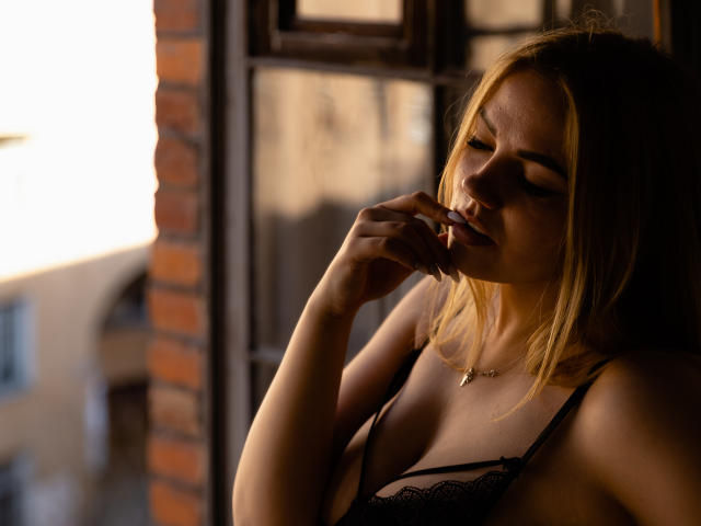 EmilyKeely - сексуальная веб-камера в реальном времени - 11783820