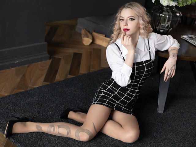 KiraMellton - Live sexe cam - 11791612