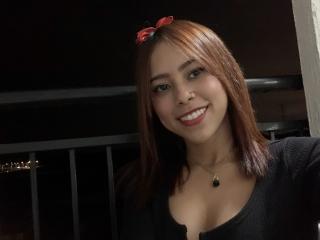 AnnieRobertsI - Live porn &amp; sex cam - 11799312