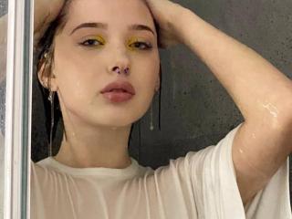 MoonAlisia - Live sex cam - 11813388