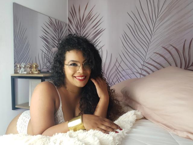 EbonyRose69 - Live sex cam - 11837144