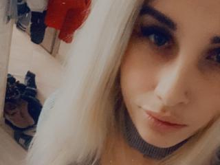 CindyMissAx - Live Sex Cam - 11840420