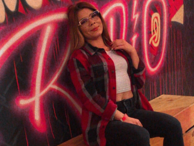 LiaBenson - Live sex cam - 11852880