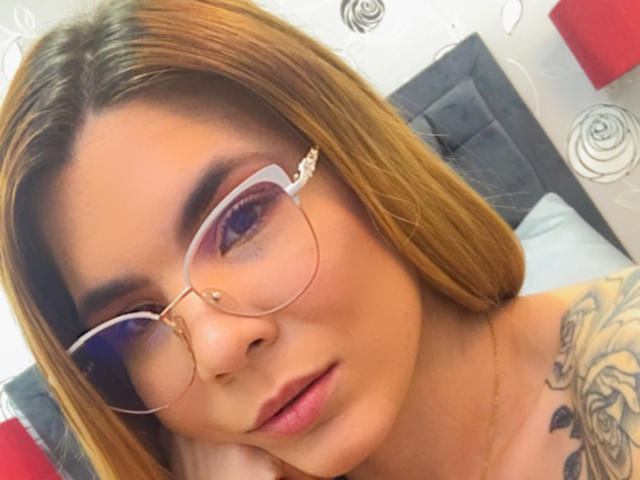 LiaBenson - Live porn &amp; sex cam - 11853036