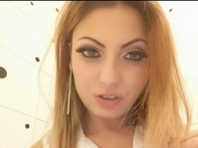 SquirtyAngelina - Sexe cam en vivo - 11870776