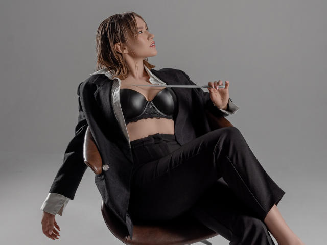 AbbyGIasby - Camera khiêu dâm &amp; quyến rũ trực tiếp - 11882188