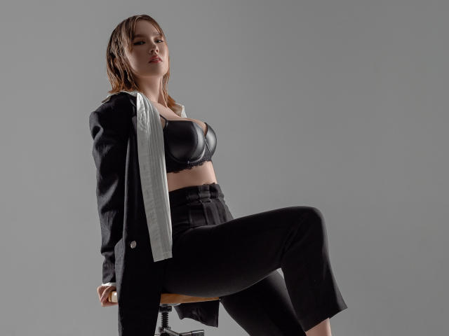 AbbyGIasby - Sexe cam en vivo - 11882224