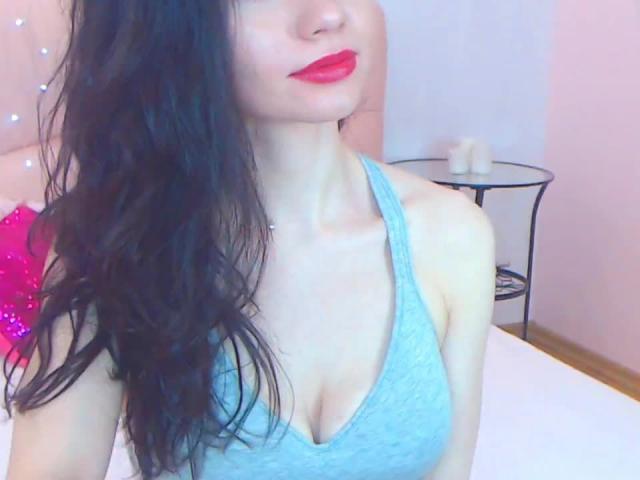 AlyaMinou - Sexe cam en vivo - 11895740