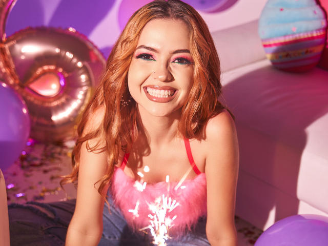 MaisyWarner - Live porn &amp; sex cam - 11912308