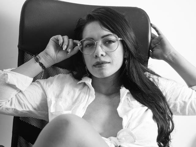 AmelieRobert - Camera khiêu dâm &amp; quyến rũ trực tiếp - 11952264