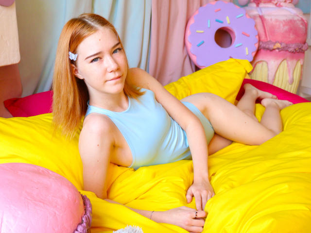 LilMia - Live sexe cam - 11967100