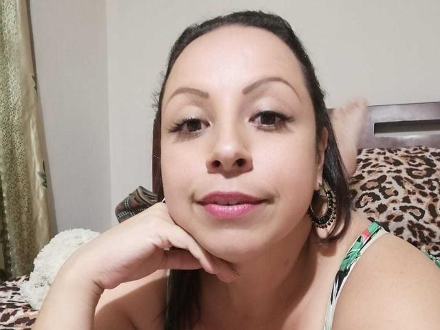CynthiaFoxis - Live sexe cam - 11970376