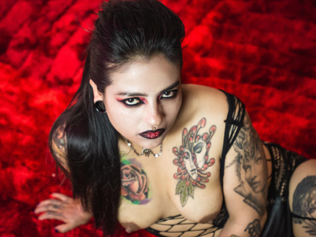 VeronaHellsing - Live sex cam - 11972320