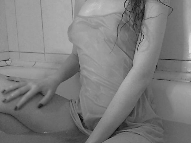 HottieWhite - сексуальная веб-камера в реальном времени - 11985456