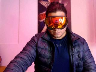 AlessandroYork - Live porn &amp; sex cam - 11987984