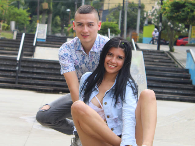 SamuelAndEmily - Live porn &amp; sex cam - 11989216