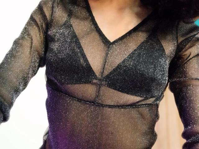 MoniqueCurlz - פורנו בשידור חי ומצלמת סקס - 11998040