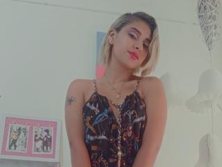 AliceAbernaty - Sexe cam en vivo - 11998676