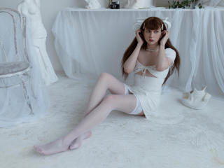 KiraLongie - Live sex cam - 11999296