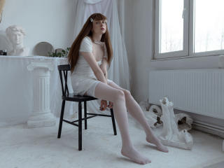 KiraLongie - Live sex cam - 12000184