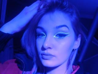 KvitiNina - Live Sex Cam - 12012620