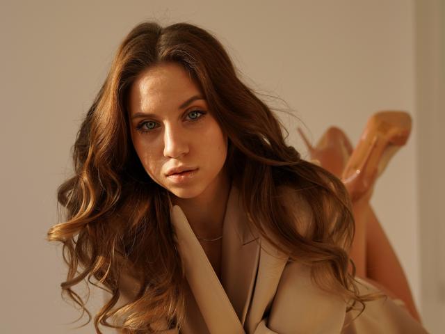 IsadoraMoon - Live porn &amp; sex cam - 12016248