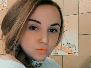 GoldKiley - Live sex cam - 12020048